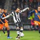 Vloet op zijn plek in Almelo, boezemvriend Depay tegelijk onder vuur in Spanje