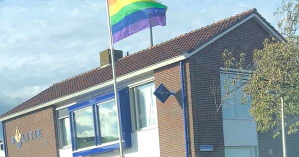 Irritation in Urk about rainbow flag at police station: ‘Has made us sad’ |  Urk