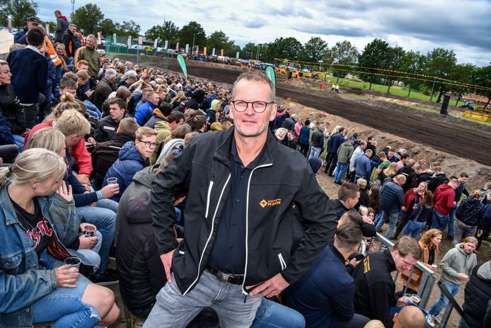 Varkenshouder Erwin Keemers uit Sint Isidorushoeve is ook organisator van de zomerfeesten in ‘De Hoeve’.