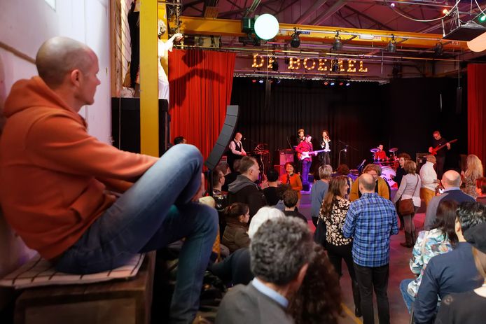 Een optreden van The Djays in De Boemel te Tilburg.