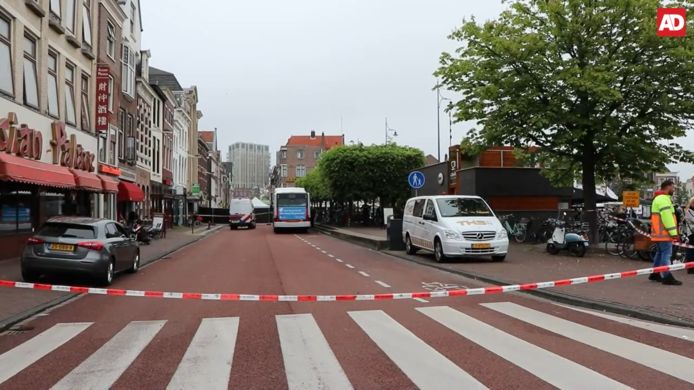 De Steenstraat in Leiden was afgezet voor onderzoek.