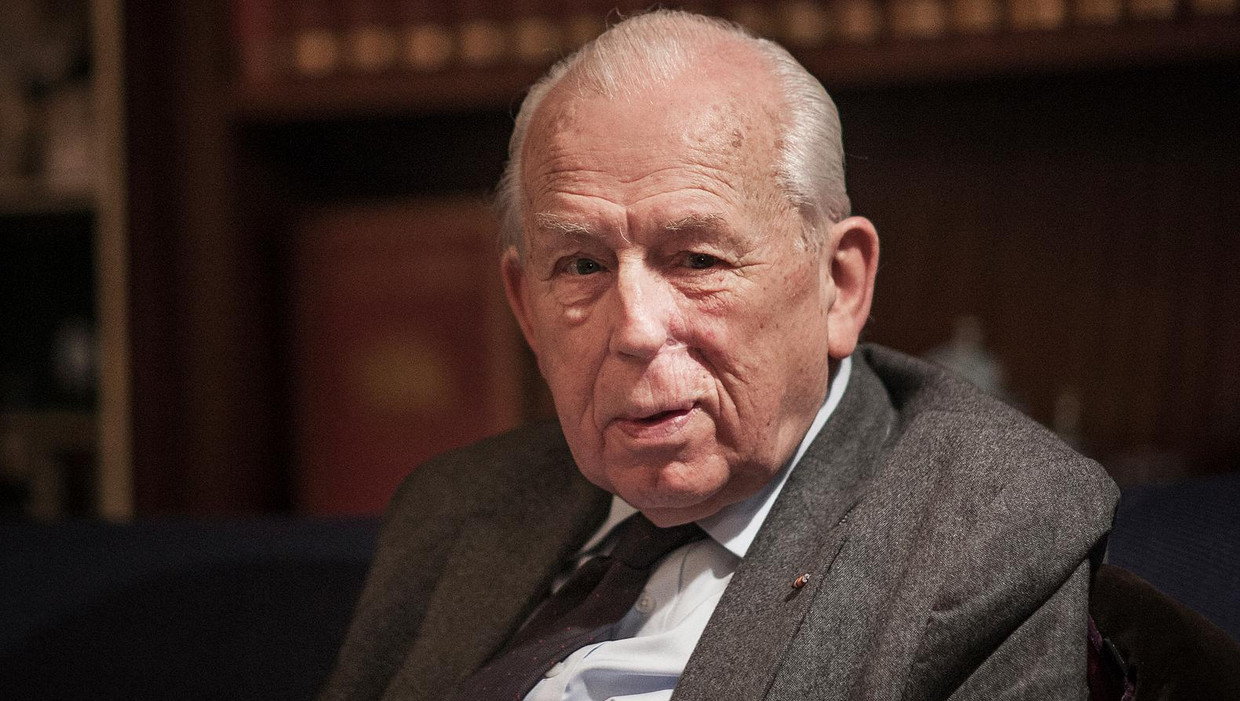 Oudste Huisarts Van Nederland Nico Van Hasselt 93 Overleden Het Parool