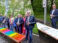 Voorstelling regenboogbanken te Brugge / Burgemeester Dirk De fauw kwam zaterdag kijken naar de schade.
