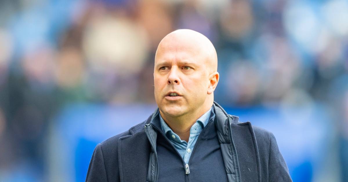 Arne Slot over benauwde zege Feyenoord in Heerenveen: ‘Twee dingen geven eigenlijk altijd de doorsla