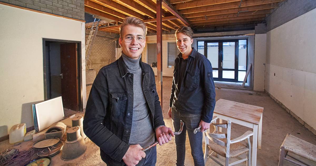 jonge-ondernemers-martijn-en-maurits-beginnen-burgerbar-ome-toon-in