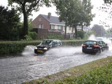 Deel Nederland kampte met zware onweersbuien, die ‘in moordend tempo’ ontstonden