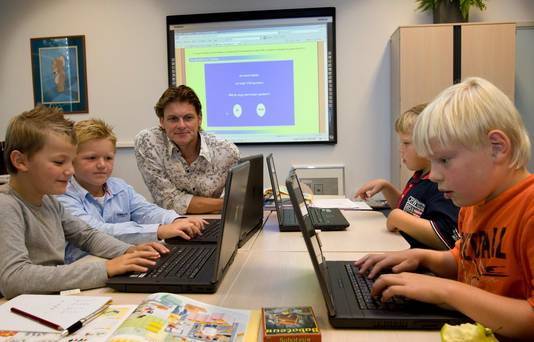 Onderwijs: Komen er kleinere klassen? | Nieuws | AD.nl