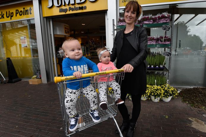 Peuter zal niet in winkelwagen zitten