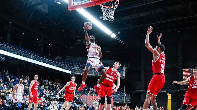 Antwerp Giants probleemloos voorbij Leeuwarden: ““We kenden te veel ups-and-downs.”