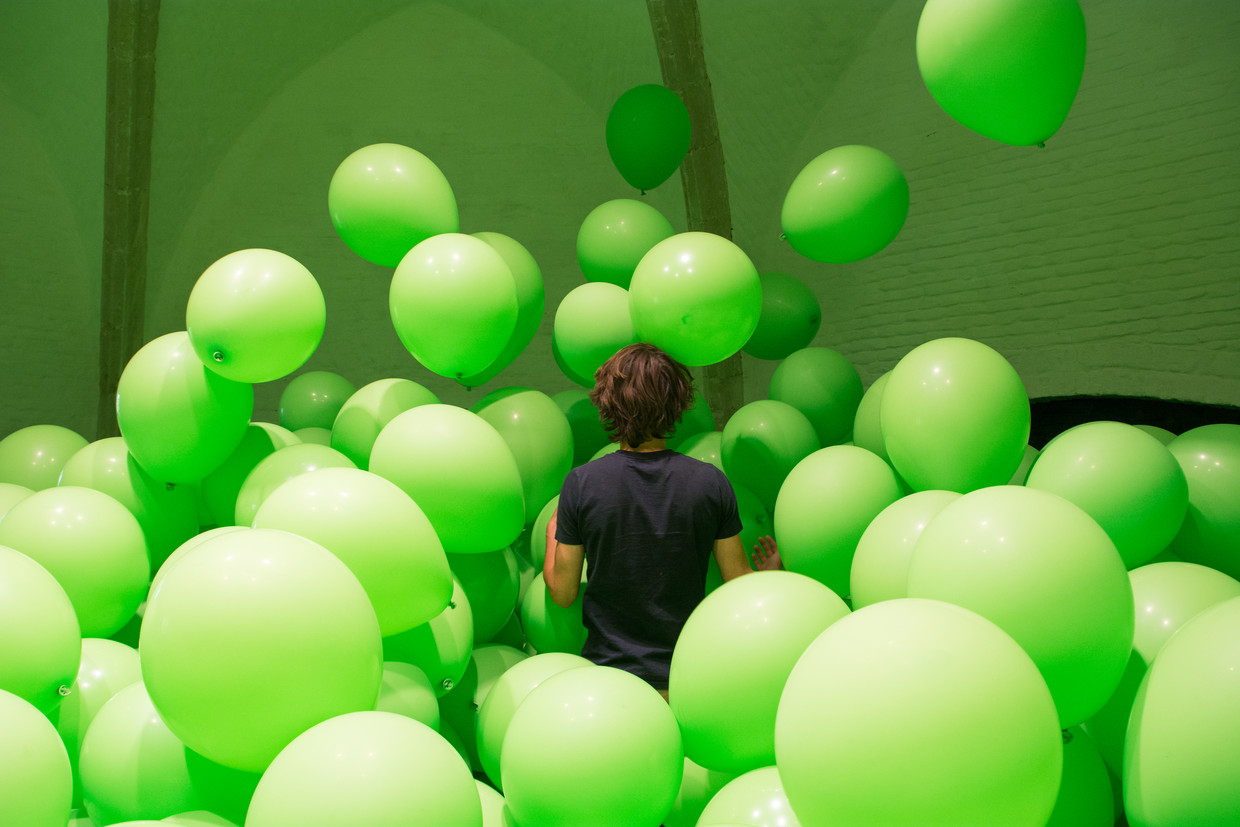 Een installatie op het kunstenfestival PLAY in Kortrijk. Beeld RV - Martin Creed