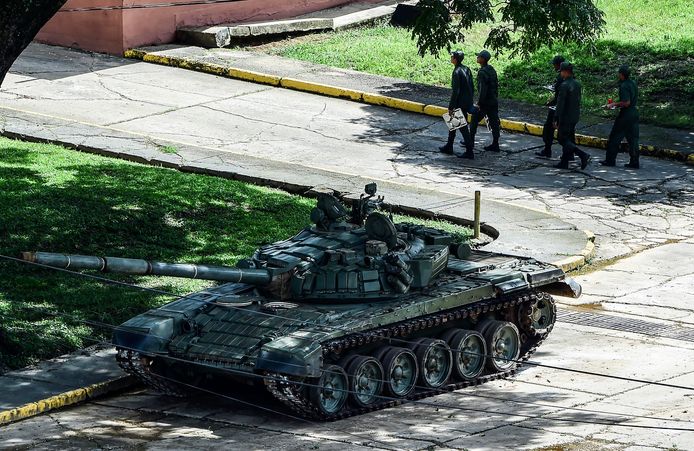 Militairen in de Venezolaanse stad Valencia.