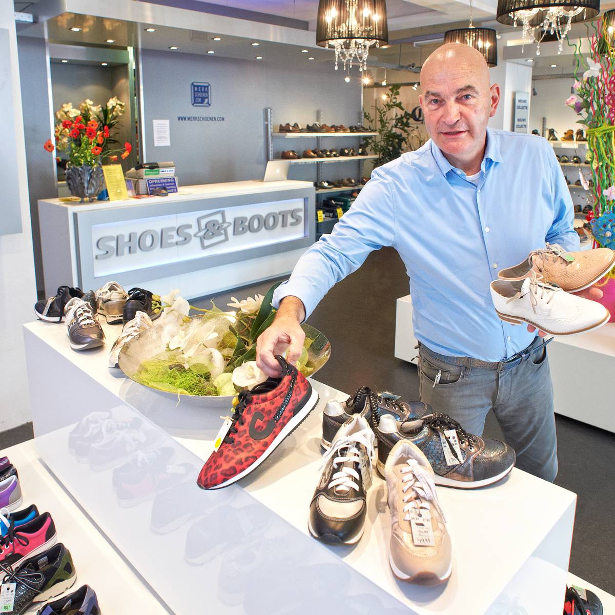 Schoenenwinkel oss outlet