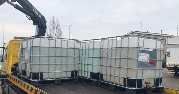 Illegale handel in sigaretten opgerold op industrieterrein in Andelst