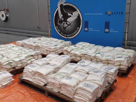 Cocaïne onderschept in Rotterdamse haven: 930 kilo coke verstopt tussen gebruikt frituurvet