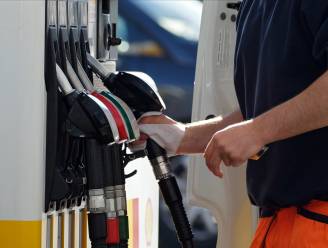 Nieuw record: prijs benzine 95 voor het eerst boven 2 euro