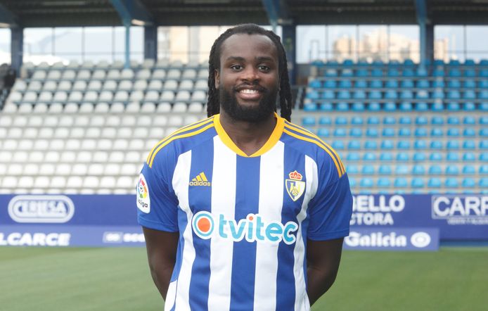 Jordan Lukaku in het shirt van Ponferradina.