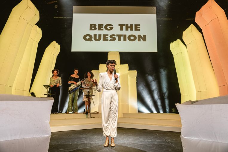 ‘Killjoy Quiz’ van Luanda Casella. Beeld Michiel Devijver
