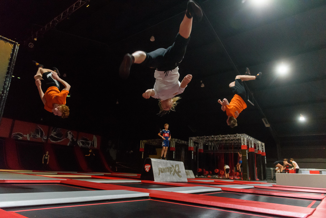 Drukte bij overdekte attractieparken in Twente ‘Van mij mag het nog