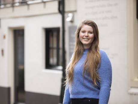 Emma (25) redt het met 78 euro aan boodschappen per maand: ‘Ik eet graag linzensoep’