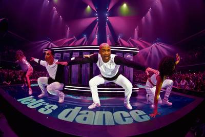 Oud-deelnemer Humberto Tan presentator Dance Dance Dance