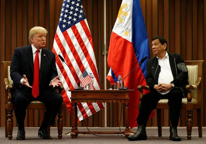De Amerikaanse president Trump en zijn collega Duterte bij een eerdere ontmoeting.