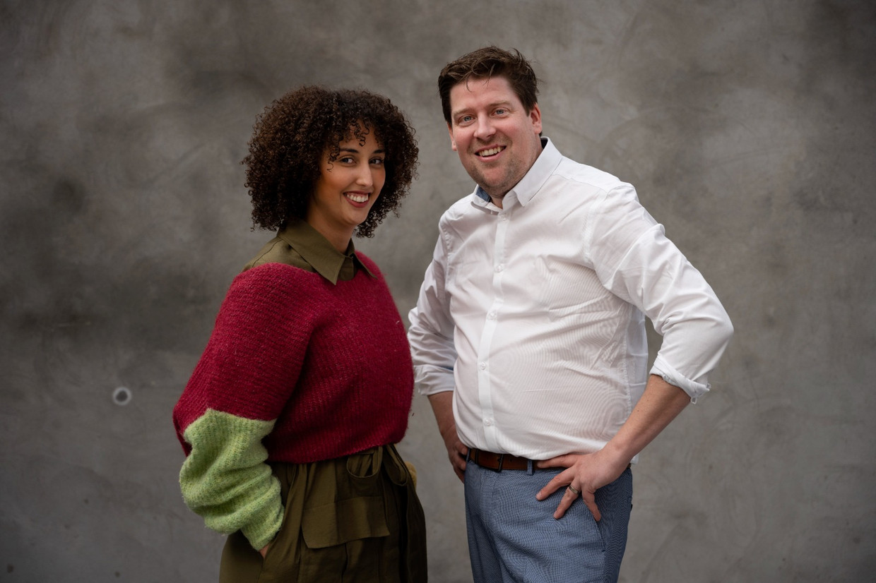 Nadia Naji en Jeremie Vaneeckhout, kandidaat-voorzitters bij Groen. Beeld rv