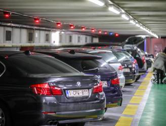 Je elektrische wagen opladen? Dat zal in Brugge steeds vaker ondergronds kunnen: “400 laadpunten erbij in twee jaar”