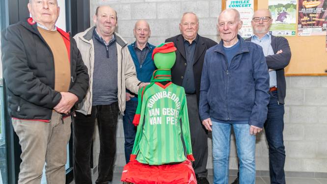 Tentoonstelling zet 100 jaar voetbal in Poederlee in de kijker