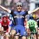 Kittel sprint naar overtuigende zege in Giro, Dumoulin behoudt roze trui
