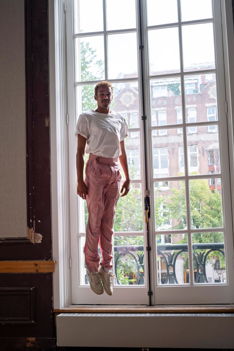 ‘Voor mij geen personage met een vet Surinaams accent of een homo die alleen met make-up en glitters bezig is.’ Beeld Anneloes Pabbruwee