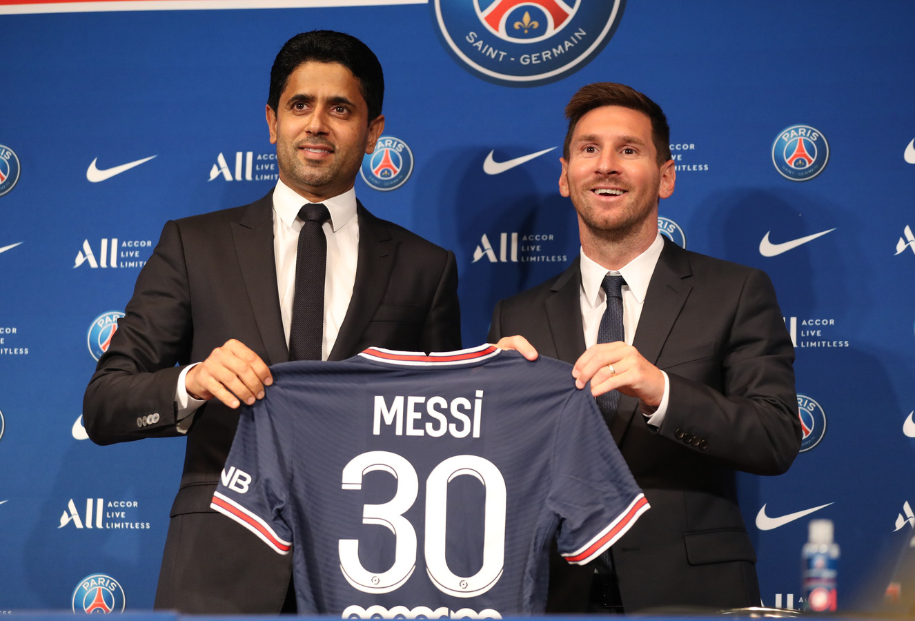 Psg Voorzitter Grapt Over Salaris Messi ‘ik Hoop Niet Dat Hij Om Meer Gaat Vragen Foto 8910