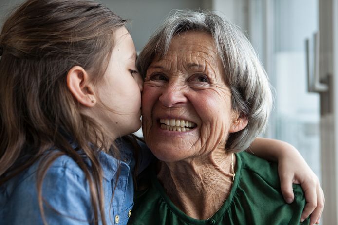 "Even tv kijken in de voormiddag of nog een extra snoepje voor het avondmaal? Voor mijn kinderen is het allemaal geen probleem bij oma en opa.”