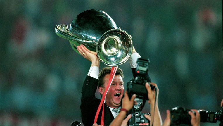 1995, Van Gaal wint met Ajax de Europa Cup 1. Beeld Hollandse Hoogte