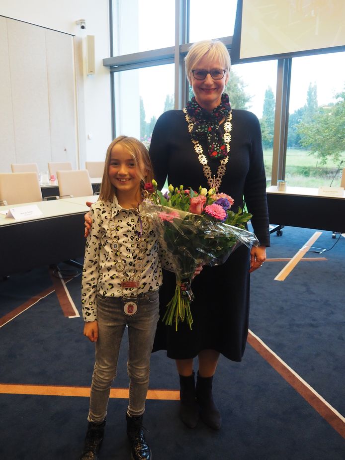 Jeugdburgemeester Lisa Ankersmid zal straks samen met burgemeester Marianne Besselink onder meer aanwezig zijn bij speciale activiteiten in de gemeente Bronckhorst.