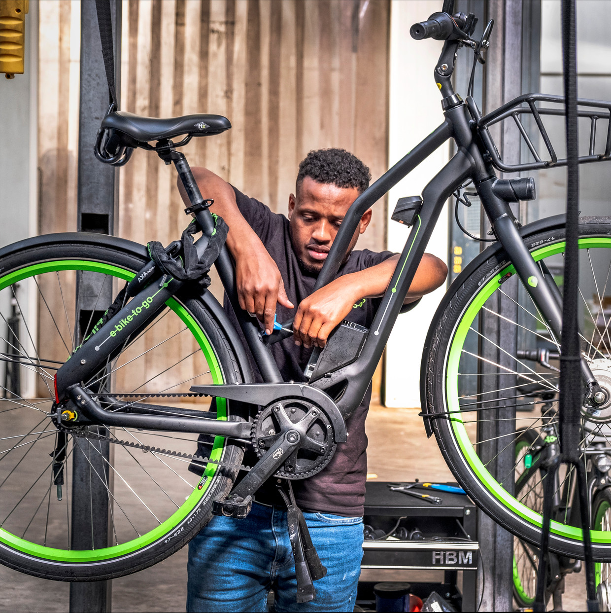 Makkelijker maken Wanorde Isaac E-bikes zijn door de coronamaatregelen niet aan te slepen | De Volkskrant