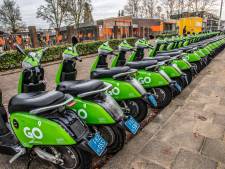 Overlast van deelscooters aan randen binnenstad: Tilburg zoekt plekken in centrum waar geparkeerd mag worden