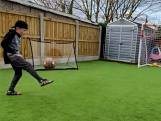 11-jarige Luca maakt indruk met zijn voetbaltalent en gaat viraal
