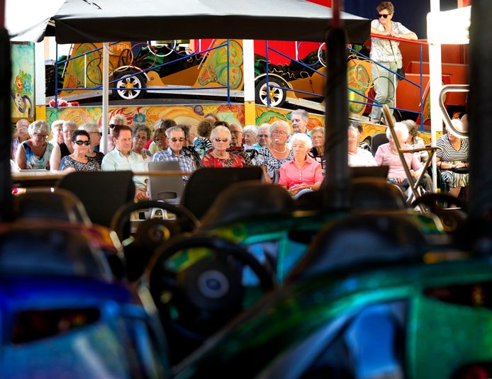 De kermis in Sint-Oedenrode kan voorlopig doorgaan, maar niet in het centrum. Ook activiteiten als de seniorenkermis moeten worden geschrapt.
