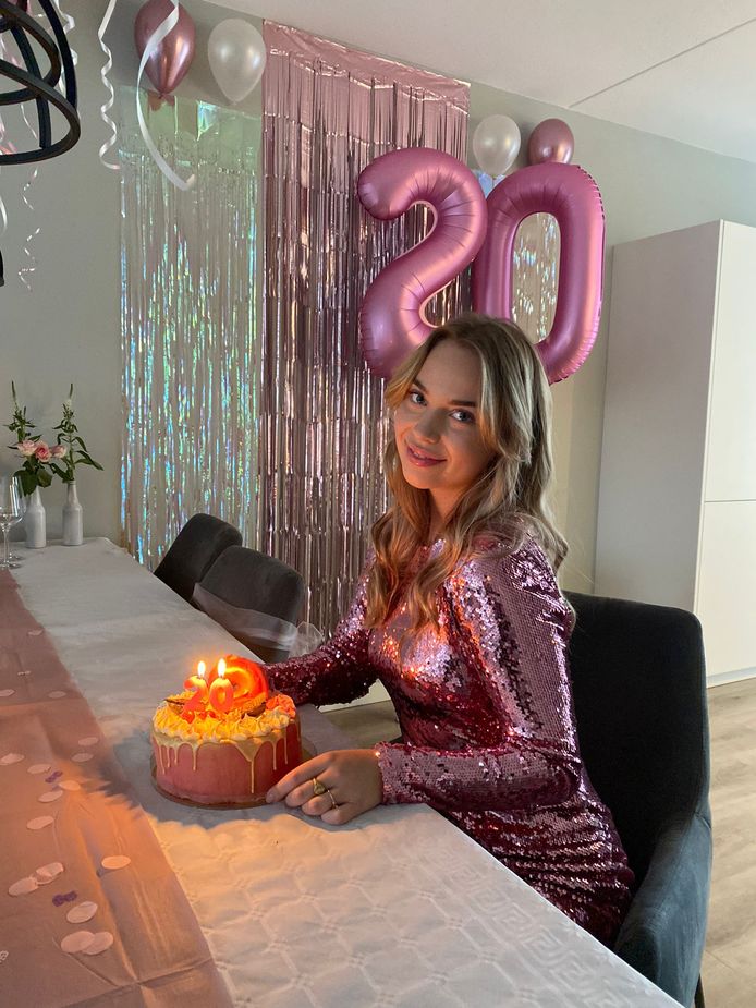 Lucinde Vermaat uit Zuid-Beijerland viert op 22 februari 2022 haar 20ste verjaardag. Een bijzondere reeks tweeën, vindt haar moeder.