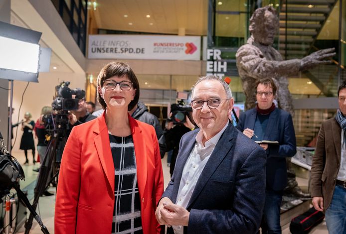 Een archiefbeeld van Saskia Esken, leider van de sociaaldemocraten SPD, die in Duitsland samen regeren met de christendemocraten van bondskanselier Angela Merkel.
