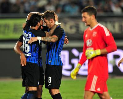 Jovetic leidt Inter langs 'Nederlands' Lyon