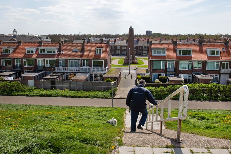 De zeepromenade van Den Helder. Sinds de gemeenteraadsverkiezingen hebben de partijen inmiddels twee formateurs versleten, zonder resultaat. Beeld Olaf Kraak