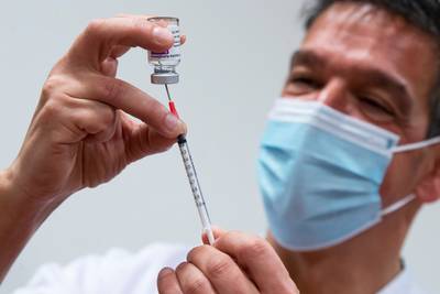 Duitse vaccinatiecommissie keurt gebruik AstraZeneca bij ouderen goed