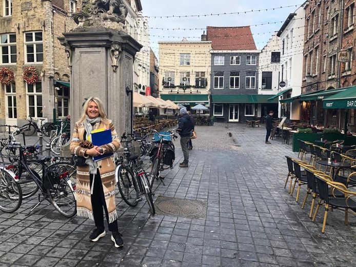 Mercedes Van Volcem aan de Eiermarkt.