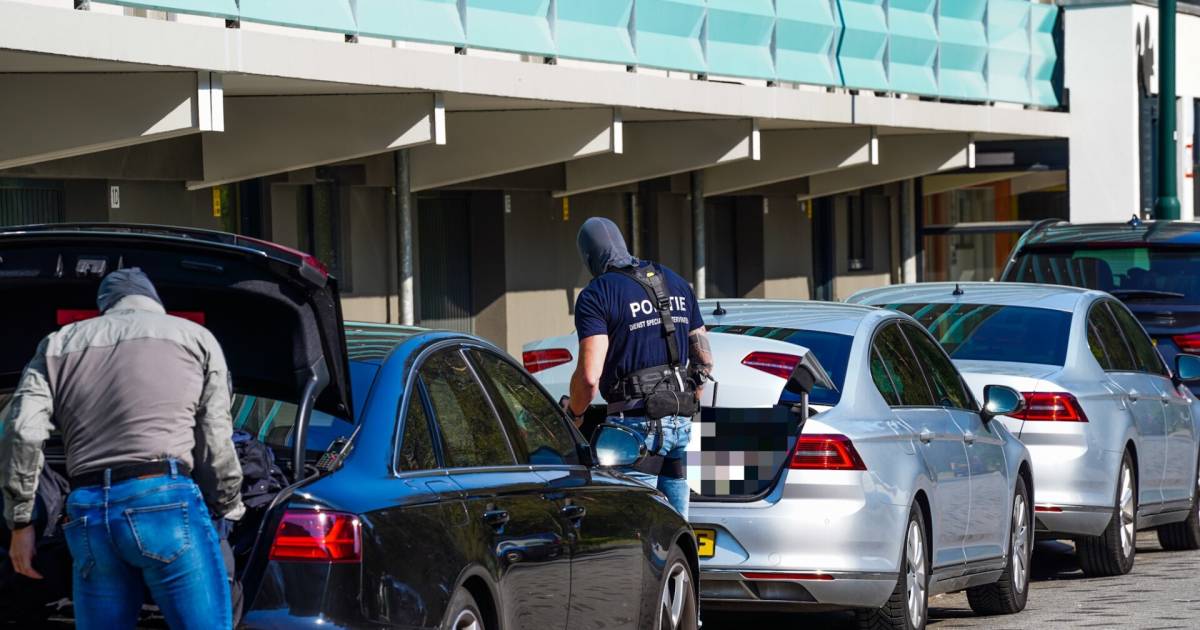 Verwarde man overgehaald niet te springen van Geldrops balkon.