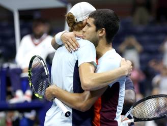 Onze tenniswatcher over marathonpartij van Alcaraz tegen Sinner: “Dit zou wel eens een belangrijk moment in de tennisgeschiedenis kunnen blijken”