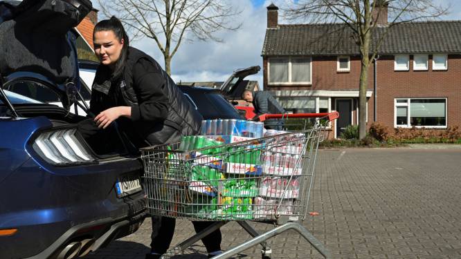 Duitsers hamsteren blikjes drank in de grensstreek: ‘Scheelt mij 6 euro per tray’