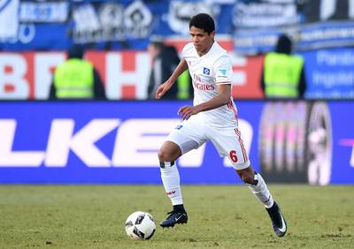 PSV moet wachten met het huren van Douglas Santos