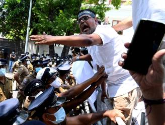 Sociale media in Sri Lanka geblokkeerd en manifestatie tegen stijgende kosten tegengehouden