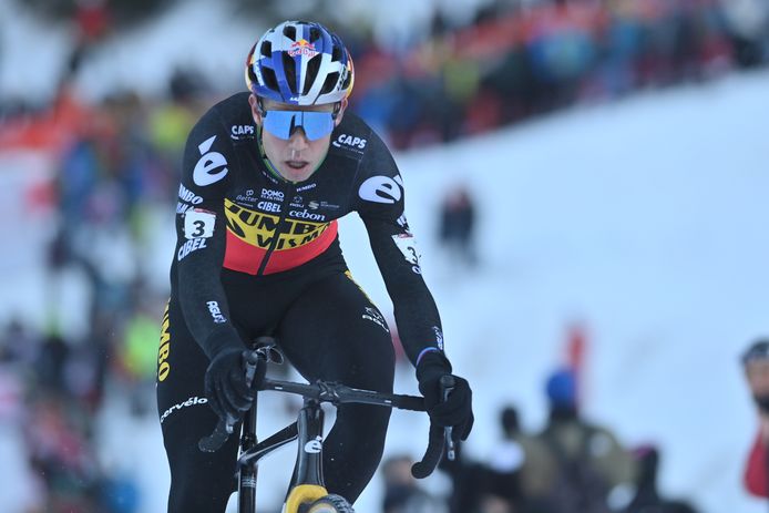 Wout van Aert won in Val di Sole.